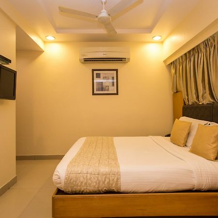 Oyo 10007 Hotel Grace Residency Mumbai  Buitenkant foto