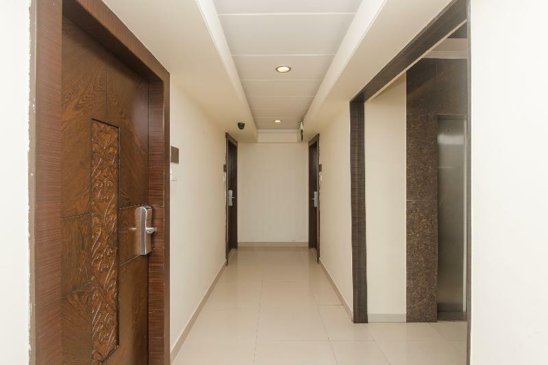 Oyo 10007 Hotel Grace Residency Mumbai  Buitenkant foto