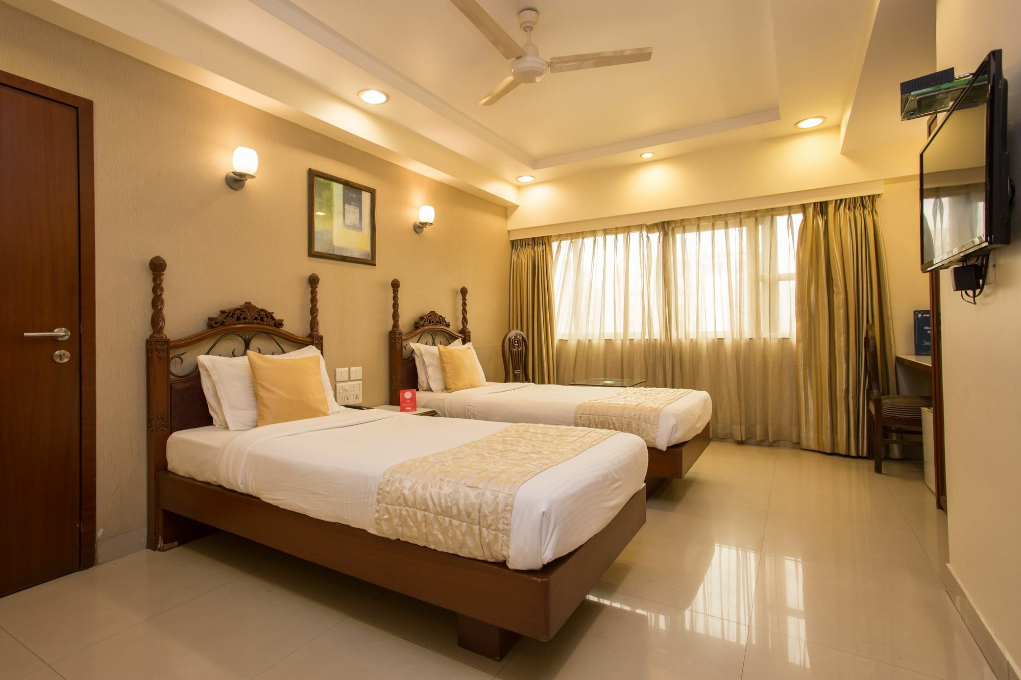 Oyo 10007 Hotel Grace Residency Mumbai  Buitenkant foto